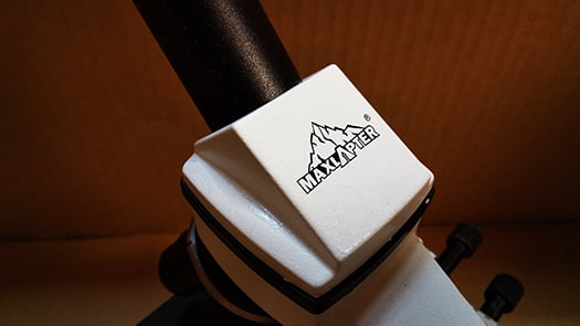 maxlapterの顕微鏡 2000倍｢WR851-2｣のメーカーロゴ部を撮影した写真画像